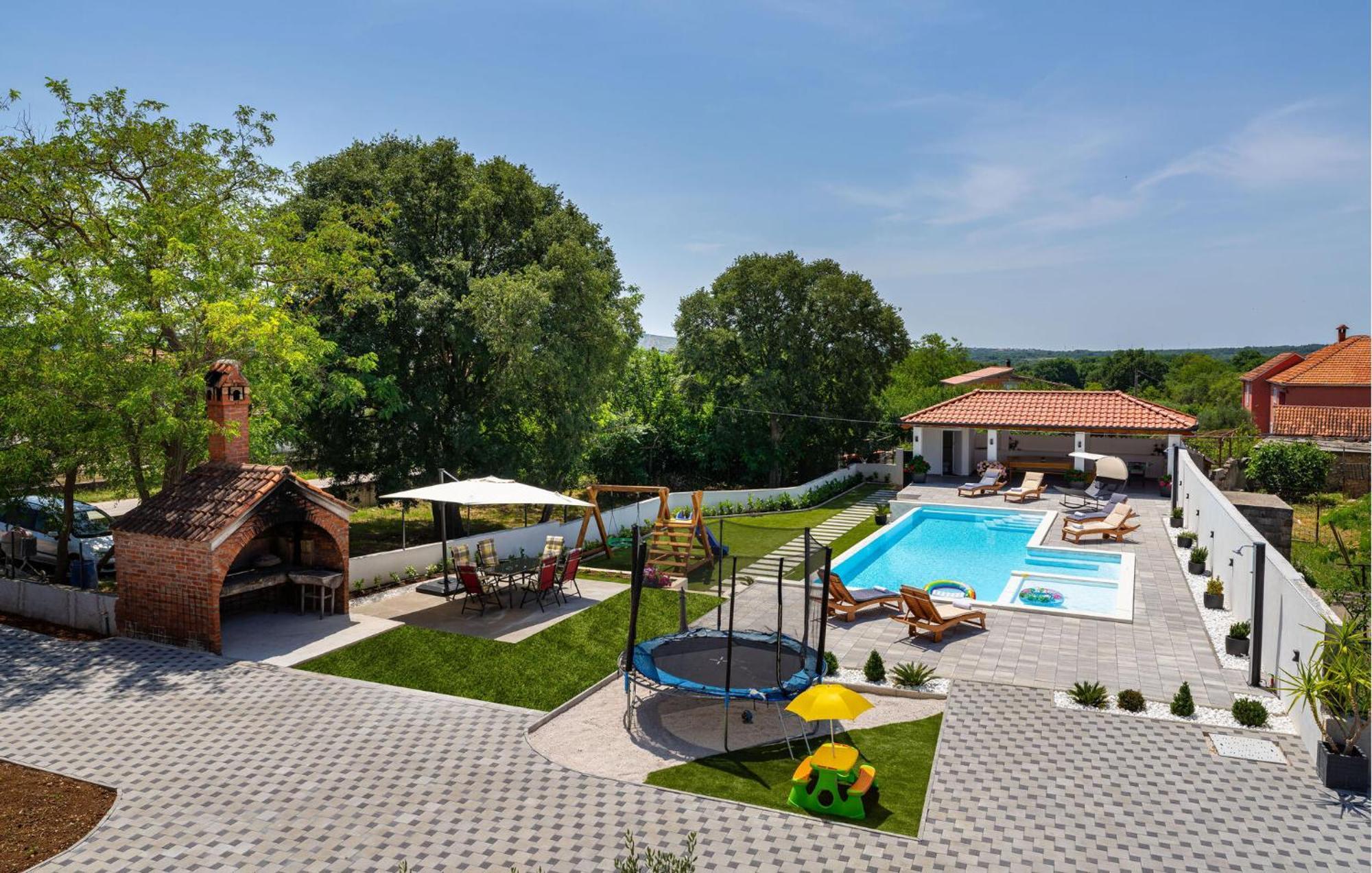 Beautiful Apartment In Galovac With Kitchen Dış mekan fotoğraf